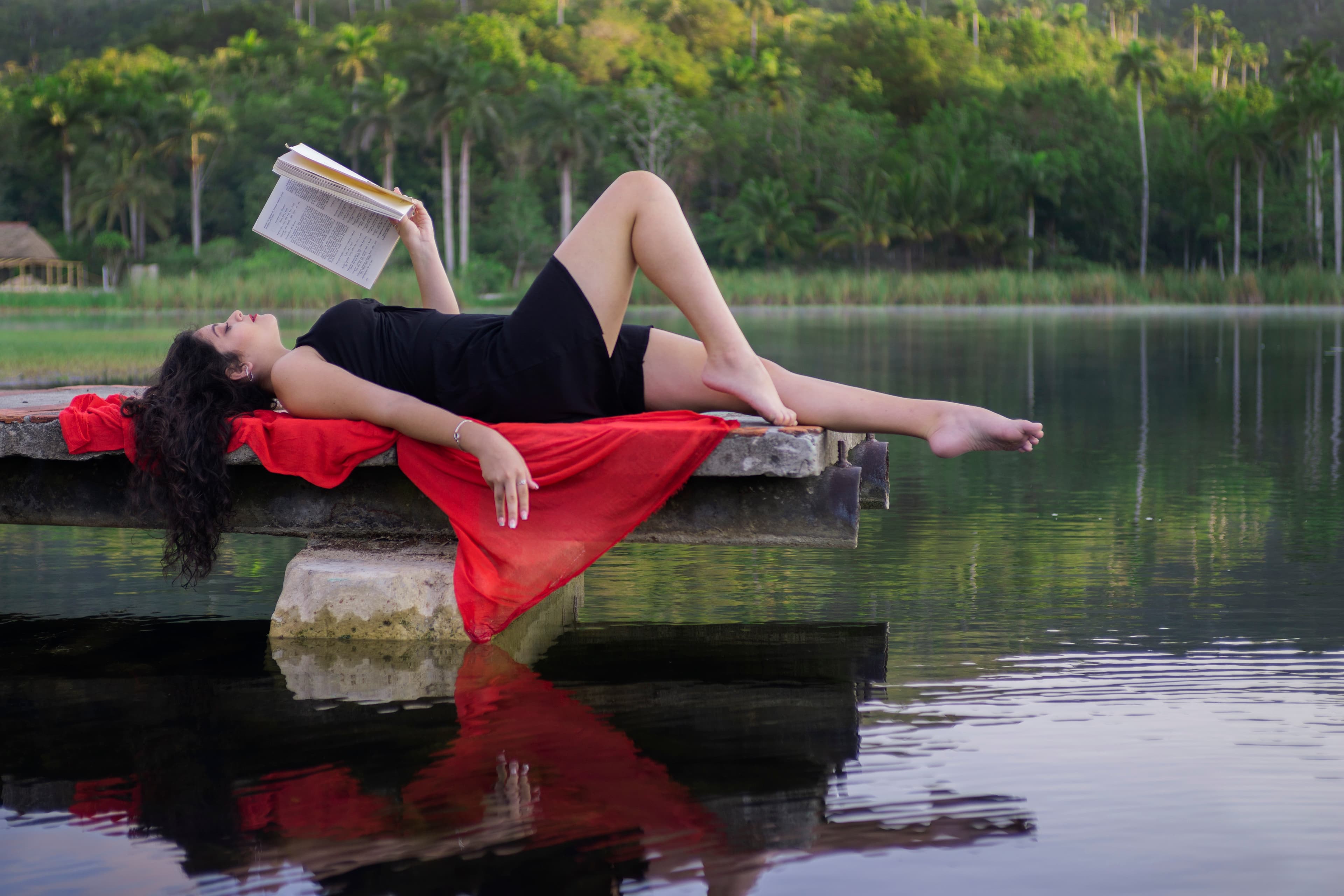 Linen Atelier — brand lifestyle imagery